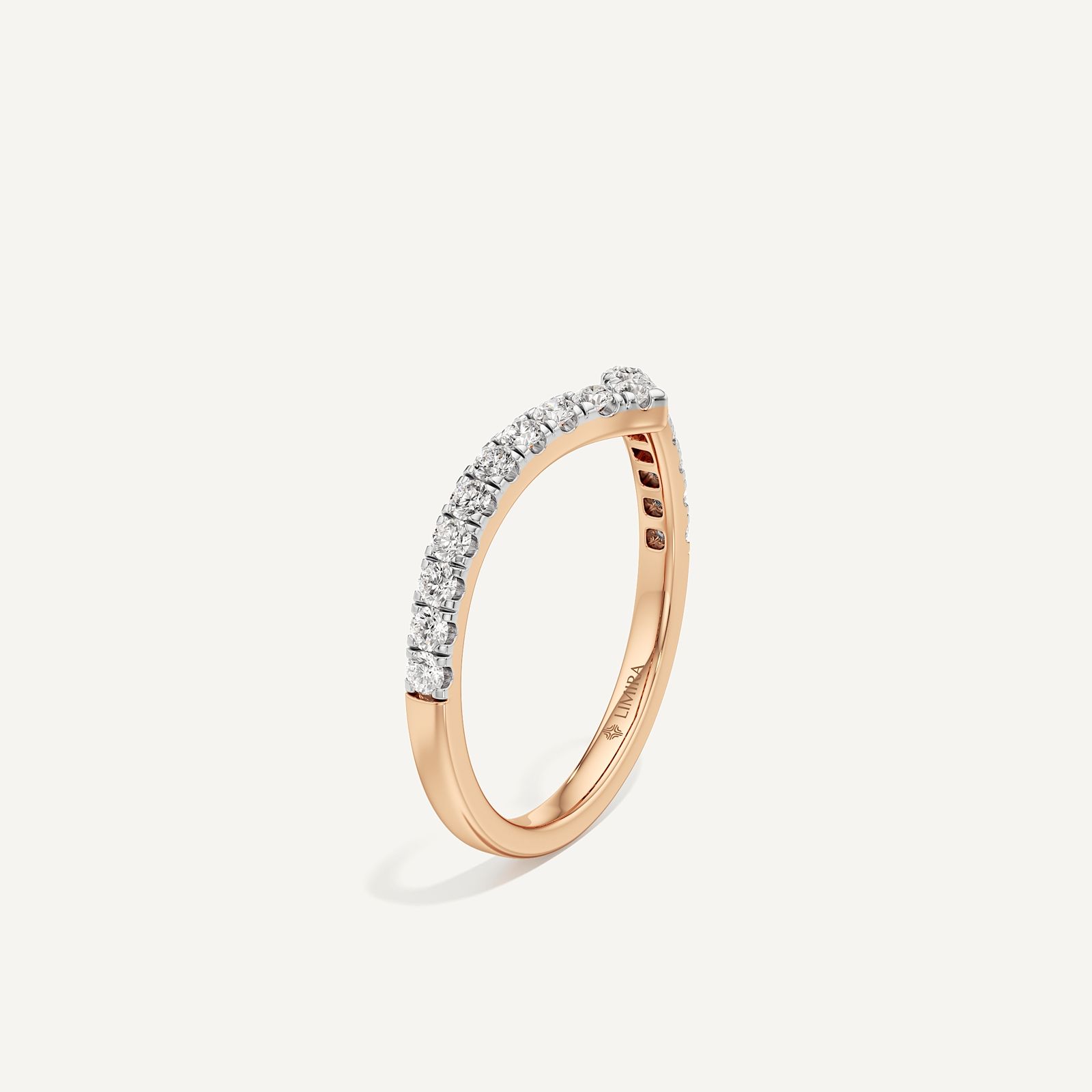 V-Crest Round Diamond